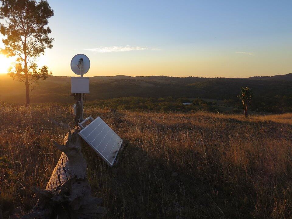 Help needed as regional Aussies navigate new mobile tech